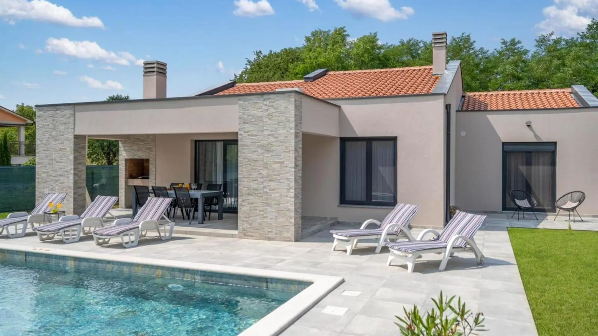 Three Bedroom Villa With Swimming Pool Labin  Kroatien